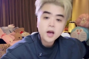 朱開(kāi)：據(jù)我所知Kanavi的一些生活習(xí)慣 我覺(jué)得接受不了韓國(guó)的文化