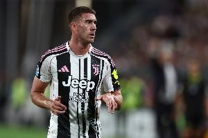 斯帕萊蒂：弗拉霍維奇很樂意留在尤文，合同問題并沒有困擾他