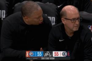 不想鳥你！盧胡亂挑戰(zhàn) 范甘迪扭頭疑似不滿