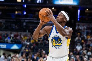 希望無礙！巴特勒下半場(chǎng)傷退 出戰(zhàn)14分鐘拿到2分4板2助