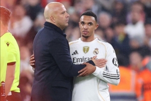 “特倫特”！斯洛特：簡短交流+給了一個擁抱 甚至不記得說了什么