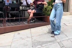 不愧是GOAT！網(wǎng)友偶遇喬丹打招呼 喬丹立刻回應(yīng)網(wǎng)友