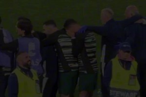 C羅太緊張了！最后一個點球全程不敢看！罰進后跪地痛哭！