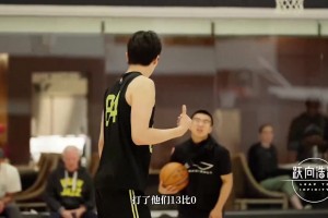 隨行翻譯：楊瀚森試訓(xùn)驚艷吊球讓全場(chǎng)瞬間安靜！上來一波13-0