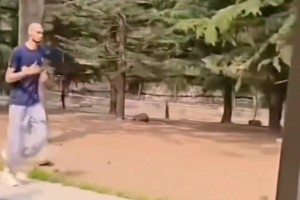 在少林寺晨跑中的文班亞馬！修行正在進行時！