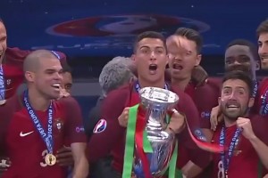 葡萄牙船長！葡萄牙此前6進(jìn)大賽0冠，有C羅后11進(jìn)大賽3冠軍！