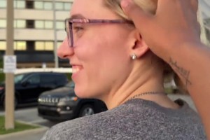 多希望這是我的手??！你覺得佩奇是WNBA最美球員嗎？