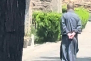 這下少林寺是真來“高人”了！文班在少林寺會(huì)想什么呢