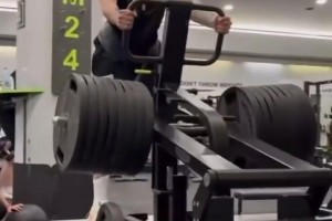 77開啟休賽期特訓！下賽季聯(lián)盟將會有兩個庫里嘛？??！