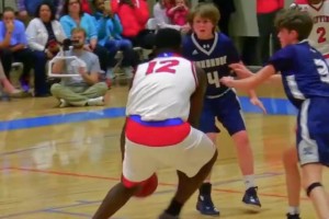 降維打擊！這是高中生？高中時(shí)期讓對手感到恐懼的錫安！