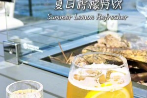 喝起來！美娜一身清涼穿搭教你如何實現(xiàn)夏日微醺自由~