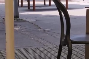 經(jīng)典項目！東契奇休賽期在家鄉(xiāng)斯洛文尼亞打板式網(wǎng)球！