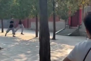 修行第五天了！文班這“第一高僧”跑起來，一步頂別人兩步吧