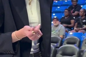 杜蘭特都要多看兩眼的美女，大家感覺如何