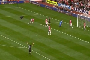 看一次笑一次！蘇亞雷斯把隊友怒罵了多少次？