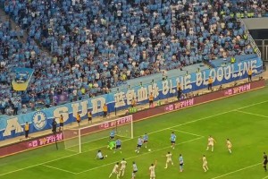 實(shí)拍國安絕平：國安球迷喊“NB再吹出來，再從盤古開天地開始看”