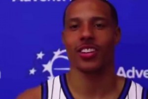 奧蘭多空氣甜！貝恩：灰熊的訓(xùn)練館連個(gè)窗戶(hù)都沒(méi)有，跟地牢一樣