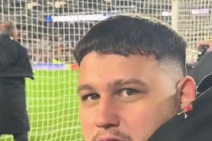 真是好位置！小哥被梅西賽前熱身刁鉆射門秀到