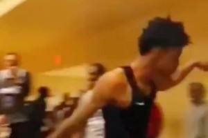 莫蘭特是不是歷史上最能扣的控衛(wèi)，從數(shù)據(jù)上來看是的