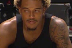 馬刺眾將觀看夏聯(lián)！兄弟們都一個(gè)人怎么就索漢你小子帶個(gè)女朋友！