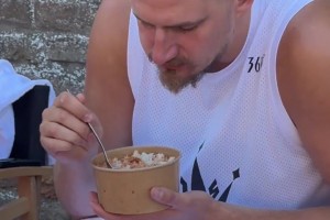 約基奇即將開啟中國行 這身材真的是NBA第一人嗎