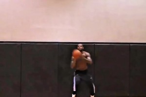 還有機(jī)會(huì)能在扣籃大賽上看到詹姆斯的表演嗎？