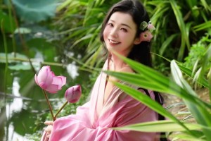 看完張曼源的古風(fēng)，終于理解為何唐朝以胖為美了