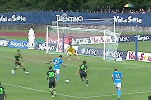 配合默契！來(lái)自德布勞內(nèi)的腳后跟傳球！