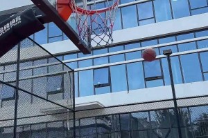 為了爭(zhēng)奪兒子的監(jiān)護(hù)權(quán)，PJ-華盛頓與前妻爆發(fā)激烈爭(zhēng)執(zhí)！