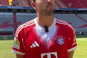 從青澀到成熟！B費過去十年容貌變化一覽！蛻變就在一瞬間！