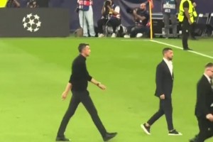 穆里尼奧時(shí)隔25年回歸本菲卡?。棵襟w：談判順利下周有望上任！