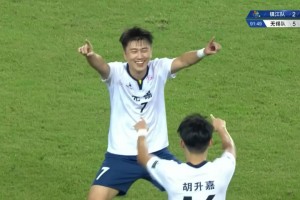 88分鐘破門(mén)！徐州隊(duì)楊浩接角球頭槌轟開(kāi)蘇州隊(duì)大門(mén)