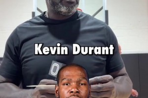 聽到目前比詹姆斯強(qiáng)的就折斷木棍！奧尼爾居然到最后才折？！