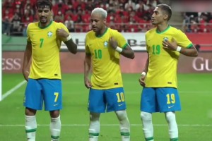 本該是球場上揮灑靈性的精靈！內(nèi)馬爾卡點跳勝利之舞合集！