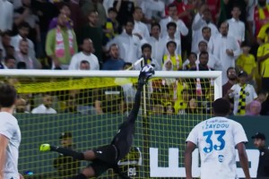 法拉利老了也還是法拉利！慢鏡頭欣賞C羅精彩世界波