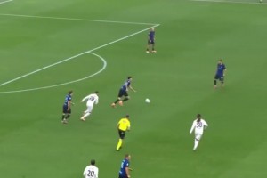 揮灑自如！巴雷拉這一下，真的太寫意了！