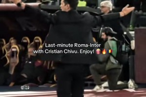 全神貫注！意甲官推曬國米大戰(zhàn)羅馬最后時刻場邊的齊沃