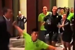 球迷AI視頻惡搞電梯戰(zhàn)神王剛