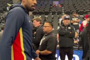 寸頭造型！小喬丹與空接之城老搭檔保羅擁抱致意開心聊天~