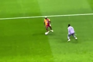 奧納納全場5次力撲賽后當選全場最佳，薩內(nèi)和奧斯梅恩根本射不進