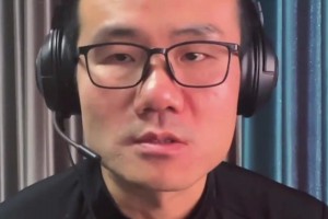 徐靜雨：布朗尼身上有許多可貴的地方，是楊瀚森很好的學(xué)習(xí)榜樣